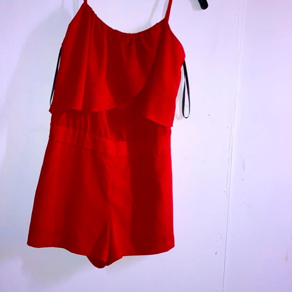 True red - Picture 2 of 2